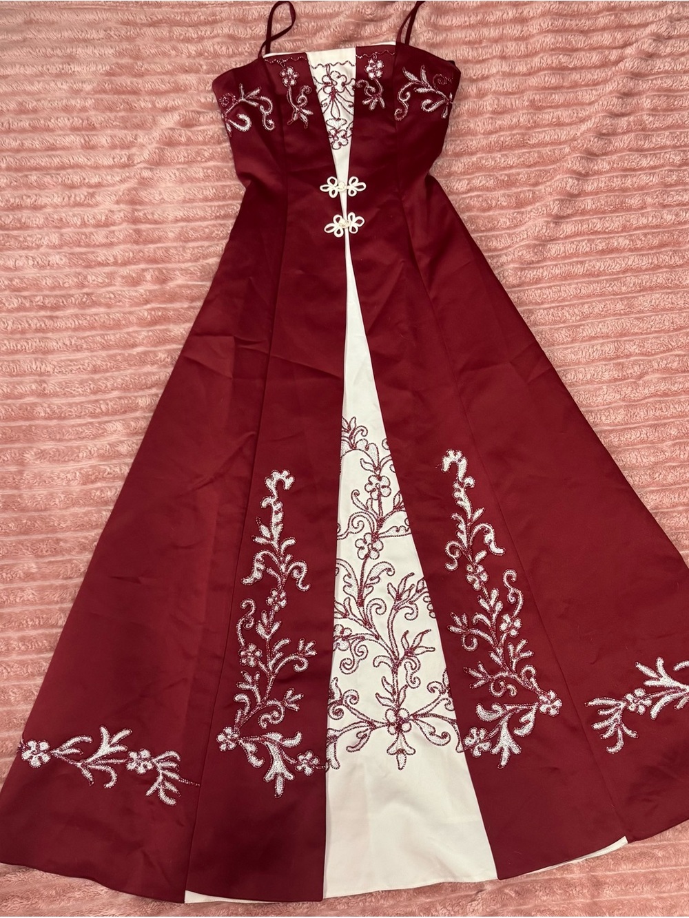 Vintage Y2K 2000s formal floor length embroidered gown